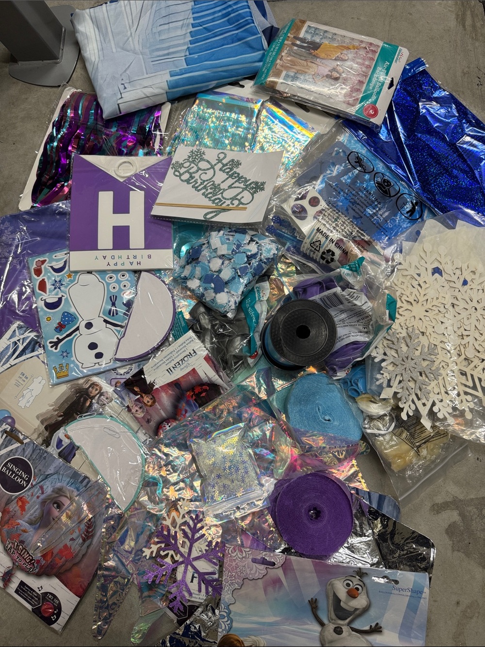 Blue and Purple Winter Party Decorations - Mixed Supplies